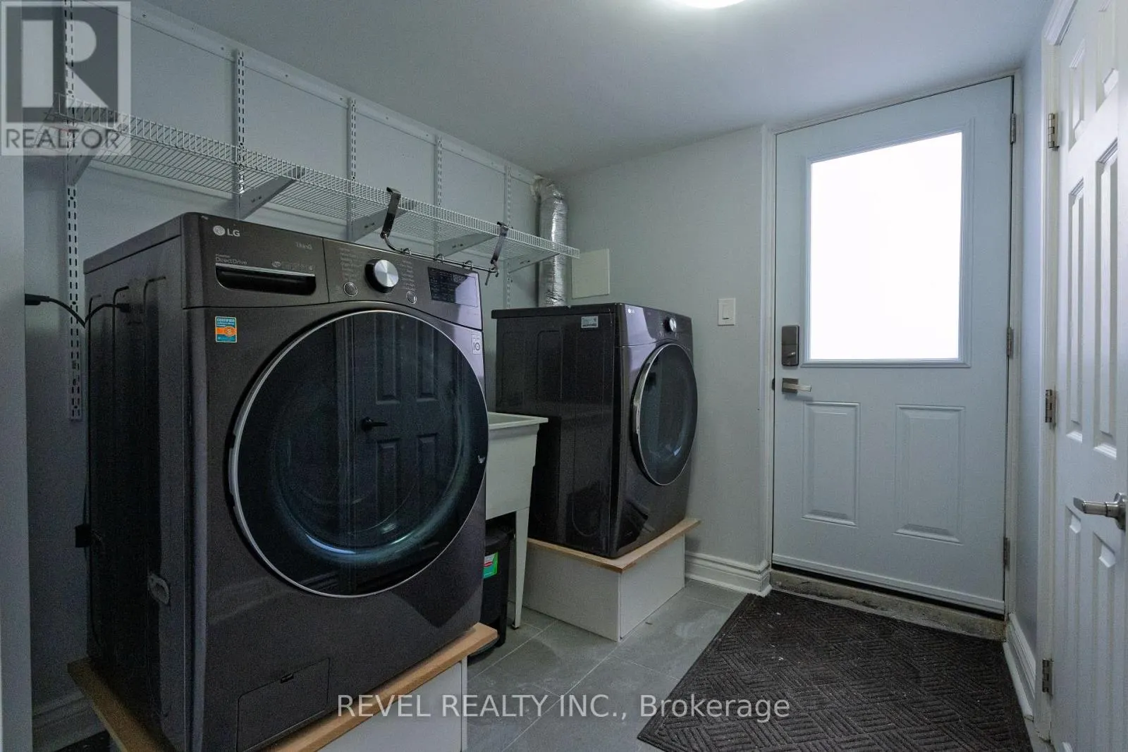 87 EARLSCOURT AVE AVENUE S