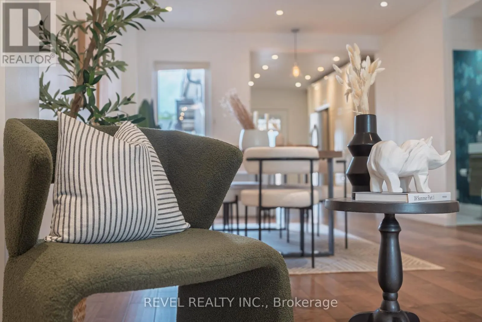 87 EARLSCOURT AVE AVENUE S