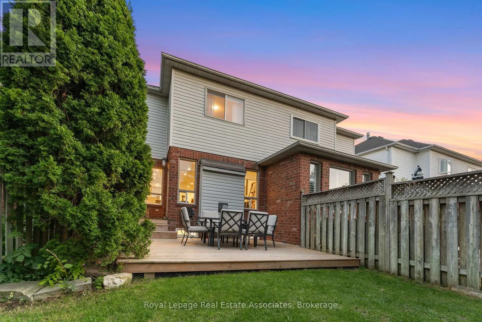 18 EMSLIE STREET
