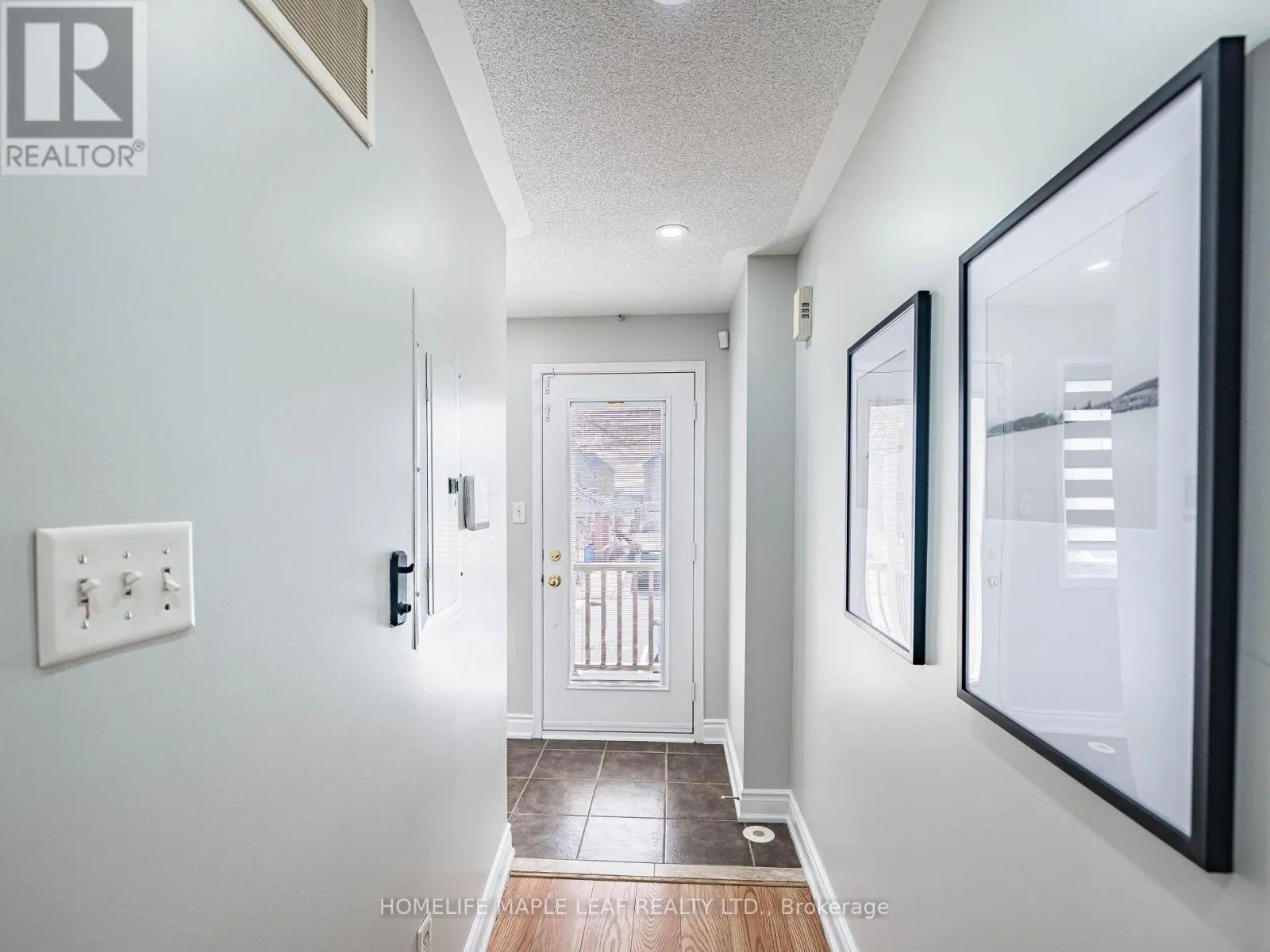 22 - 5050 INTREPID DRIVE