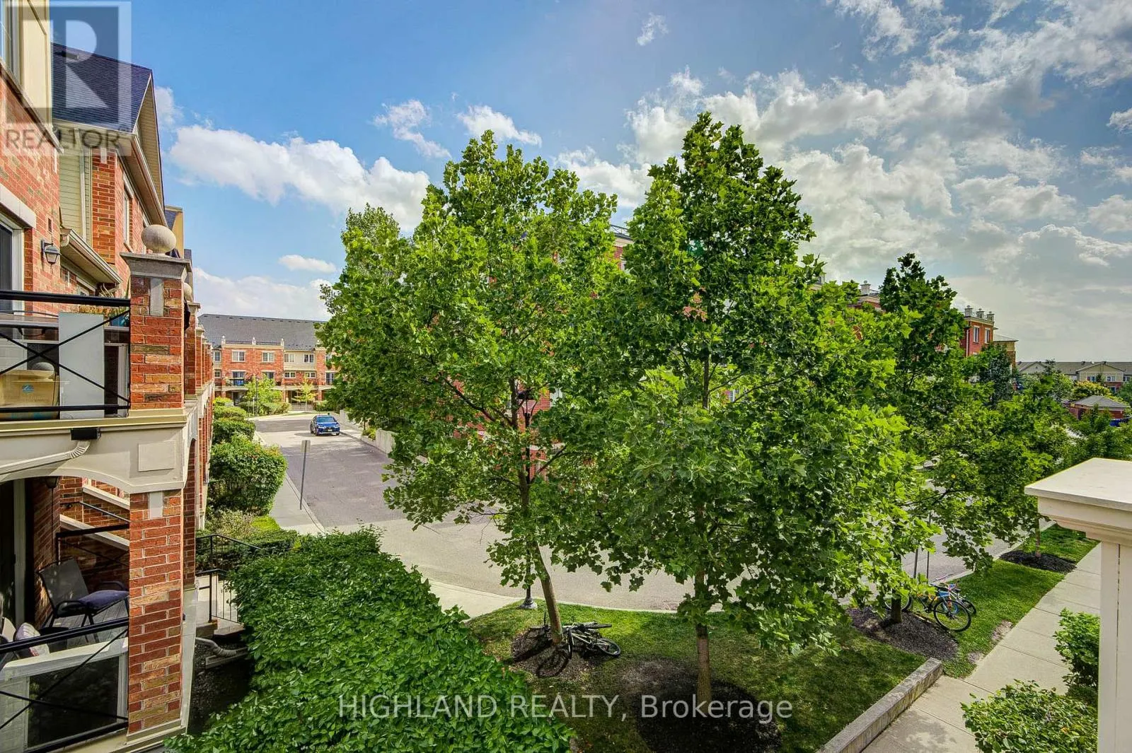 7 - 2460 POST ROAD