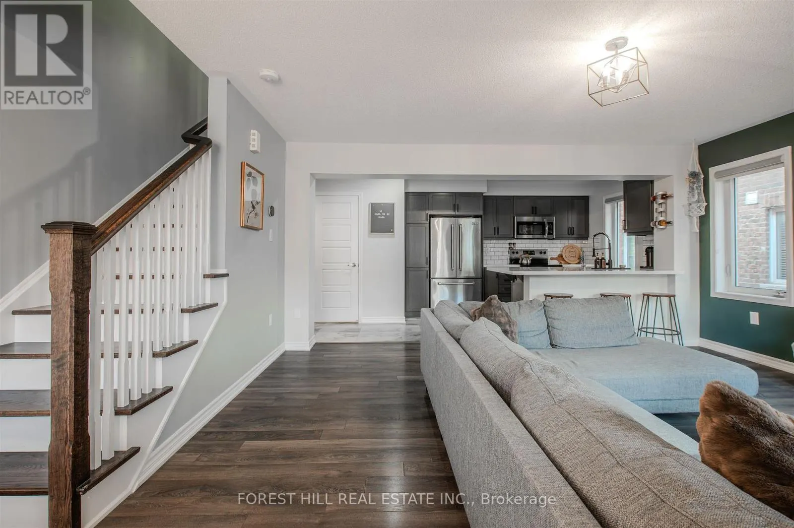 556 BUCKEYE COURT