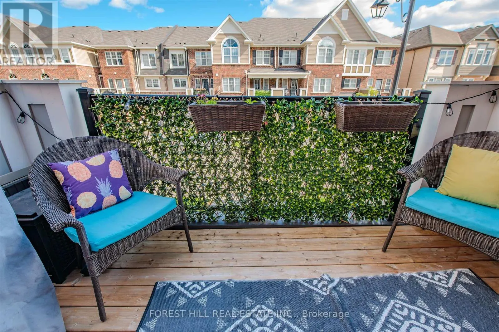 556 BUCKEYE COURT