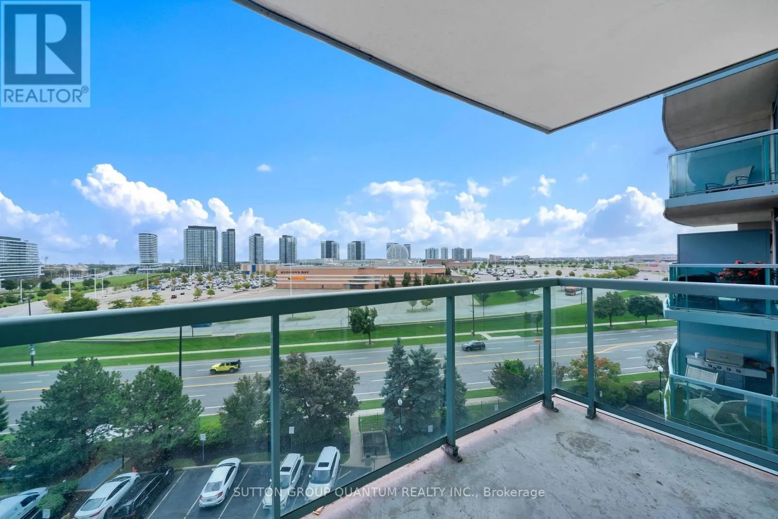 703 - 2585 ERIN CENTRE BLVD. BOULEVARD
