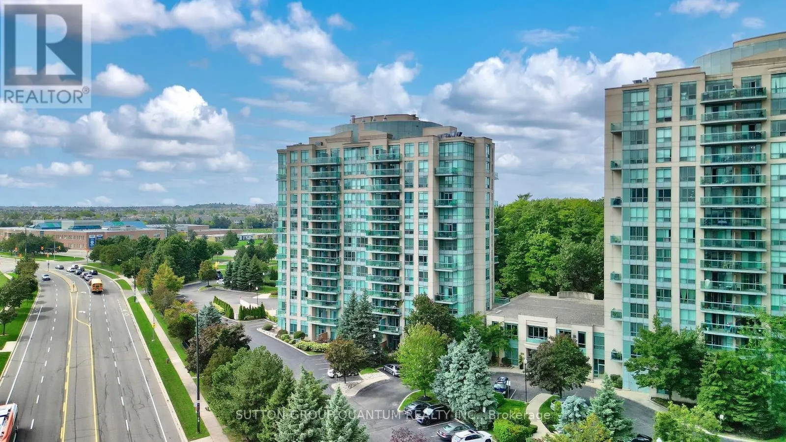 703 - 2585 ERIN CENTRE BLVD. BOULEVARD