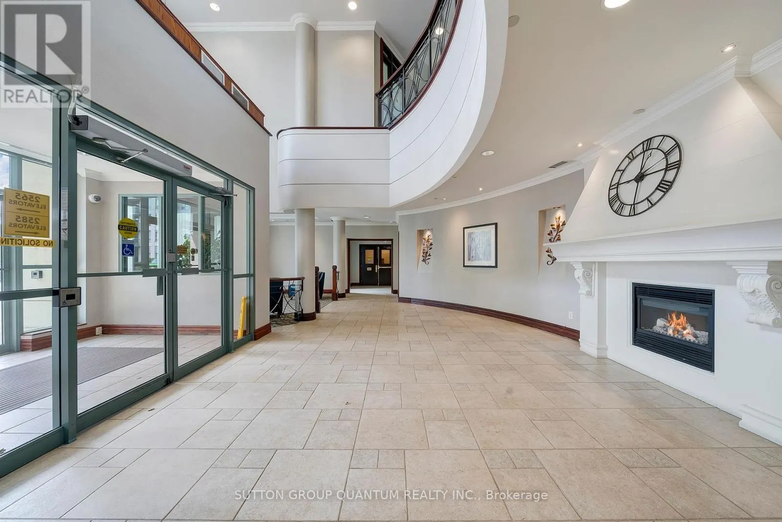 703 - 2585 ERIN CENTRE BLVD. BOULEVARD