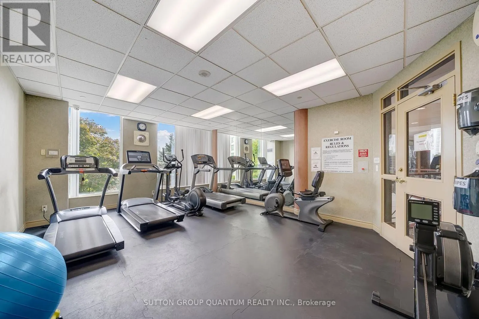 703 - 2585 ERIN CENTRE BLVD. BOULEVARD