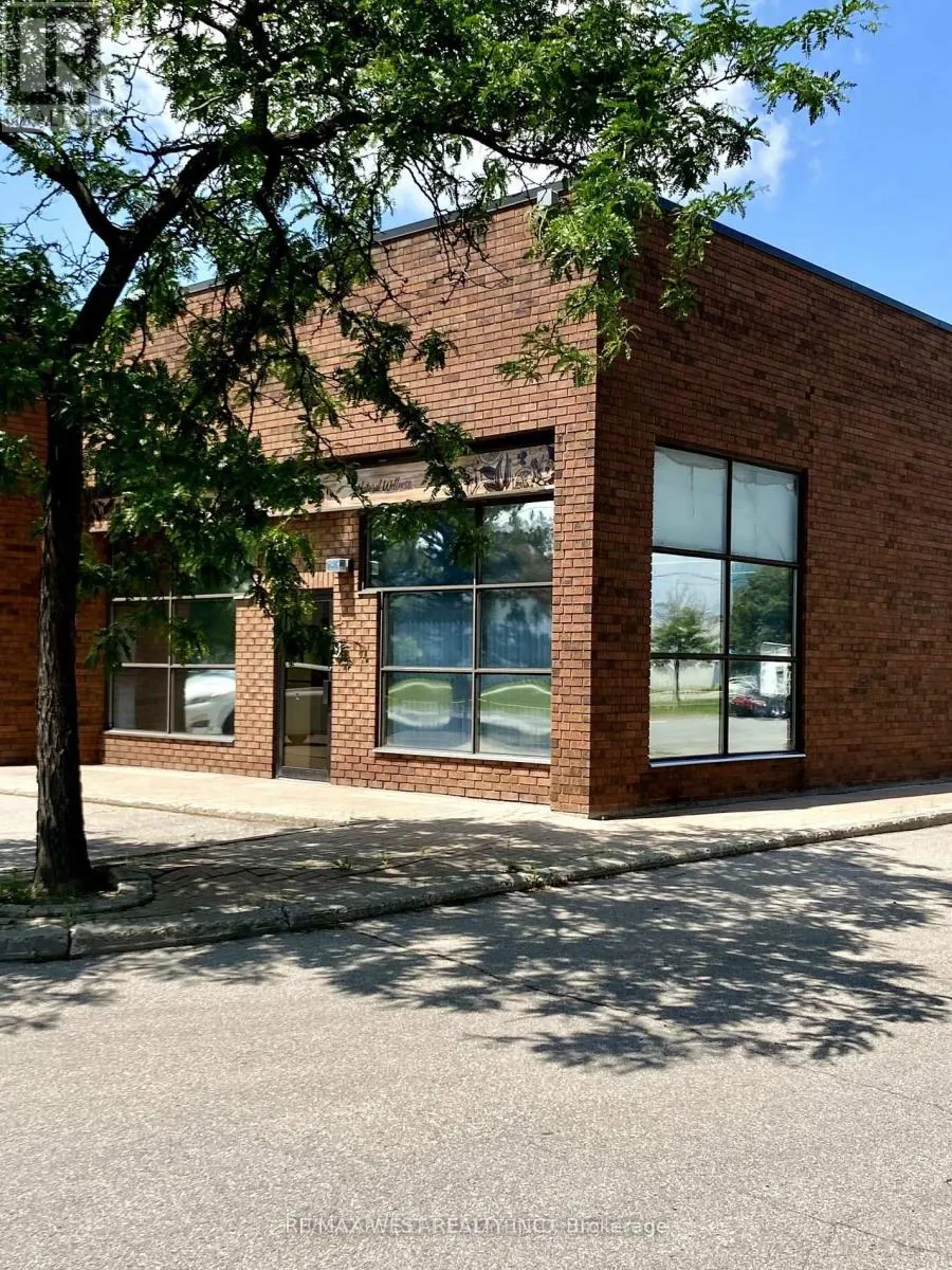 9 - 6110 ORDAN DRIVE