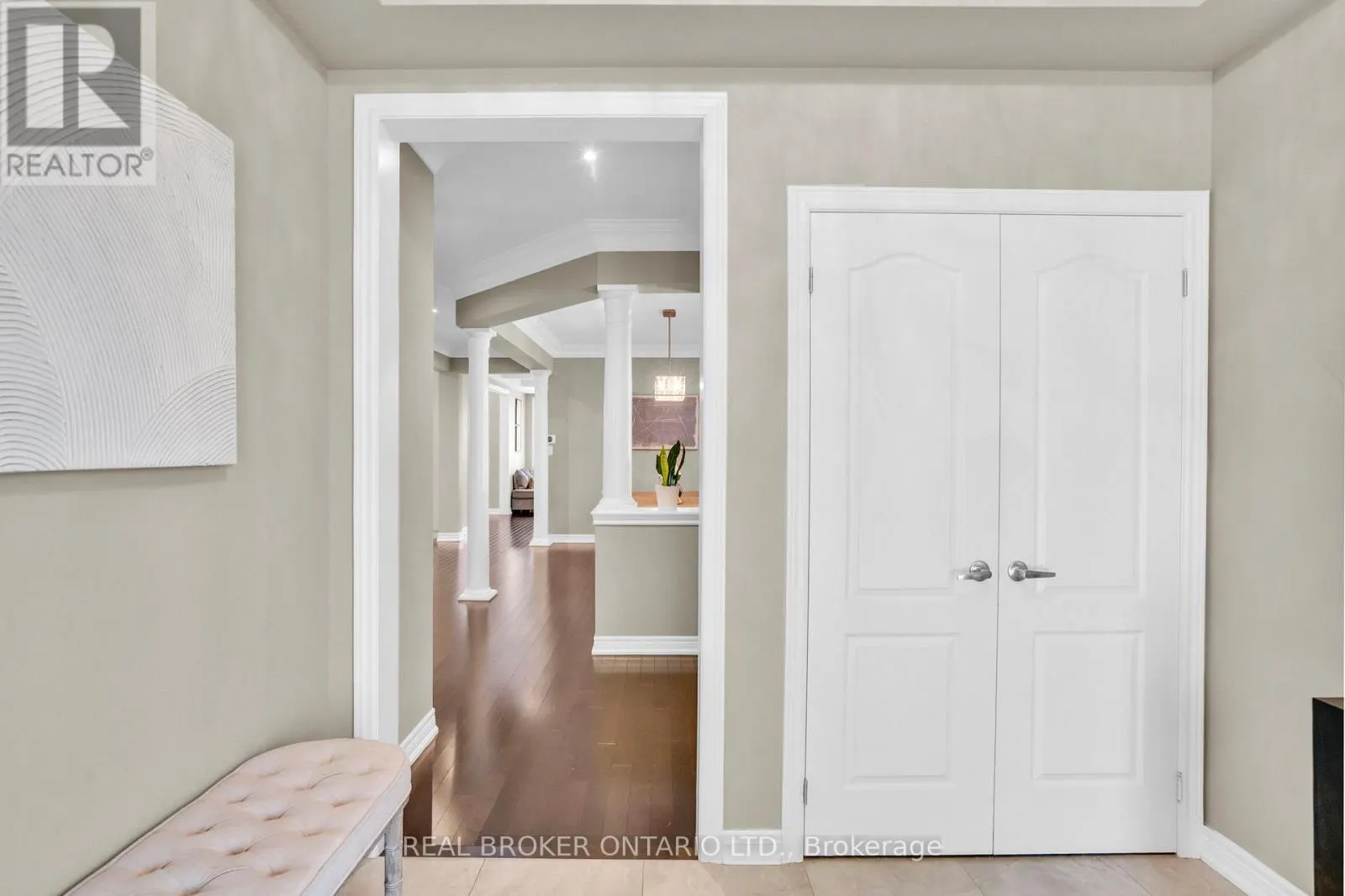 6 SILVER POND DRIVE