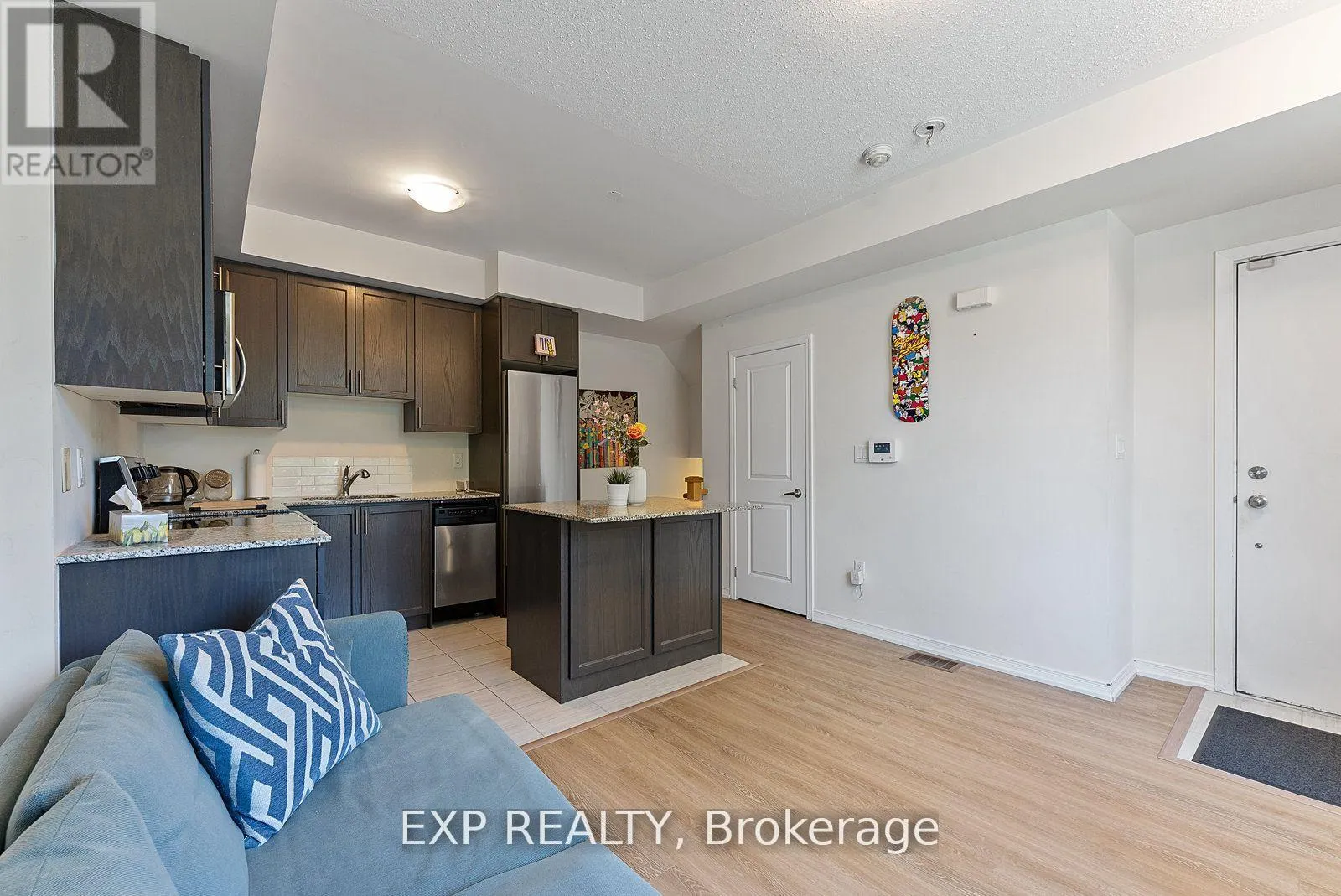 27 - 26 FIELDWAY ROAD