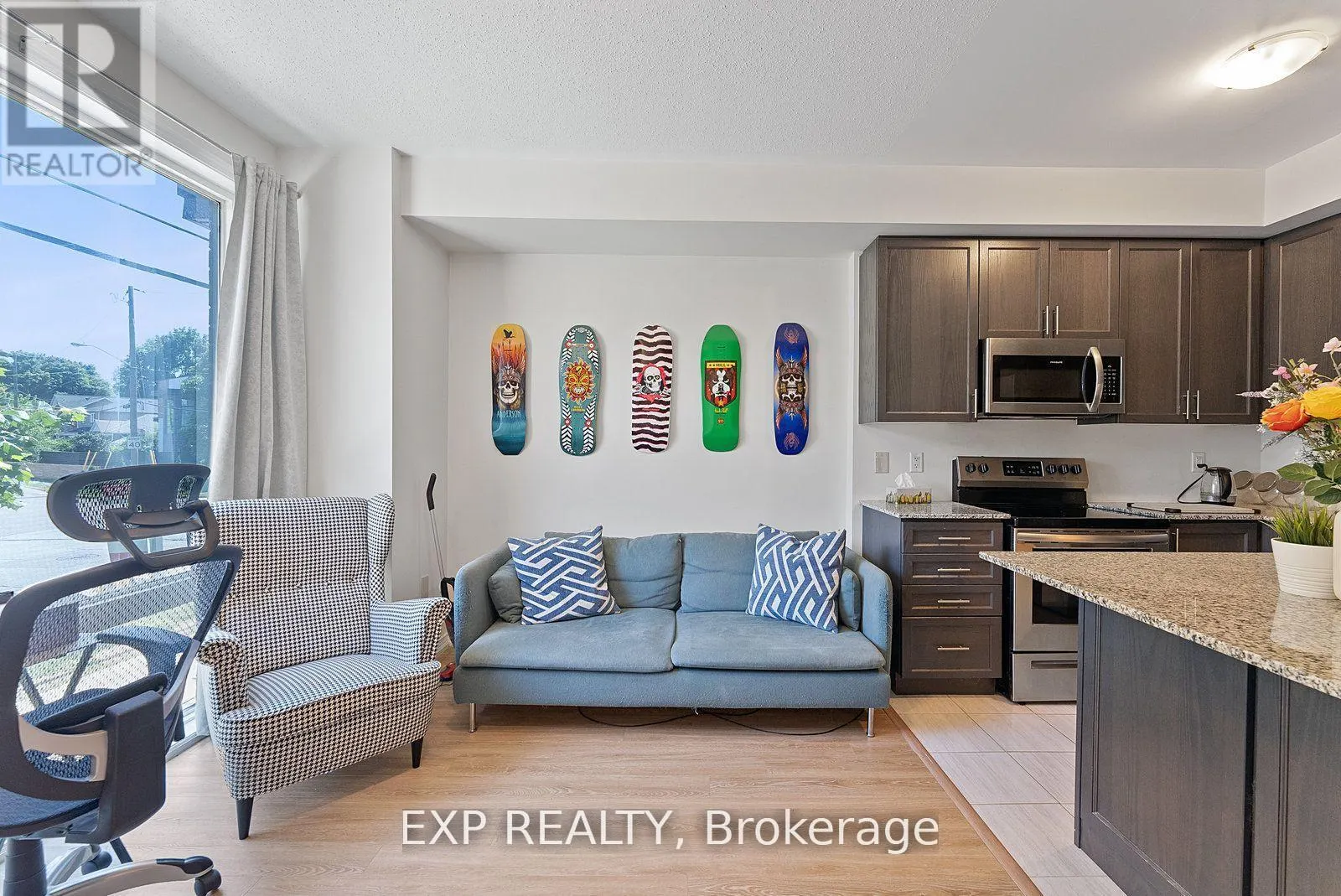 27 - 26 FIELDWAY ROAD