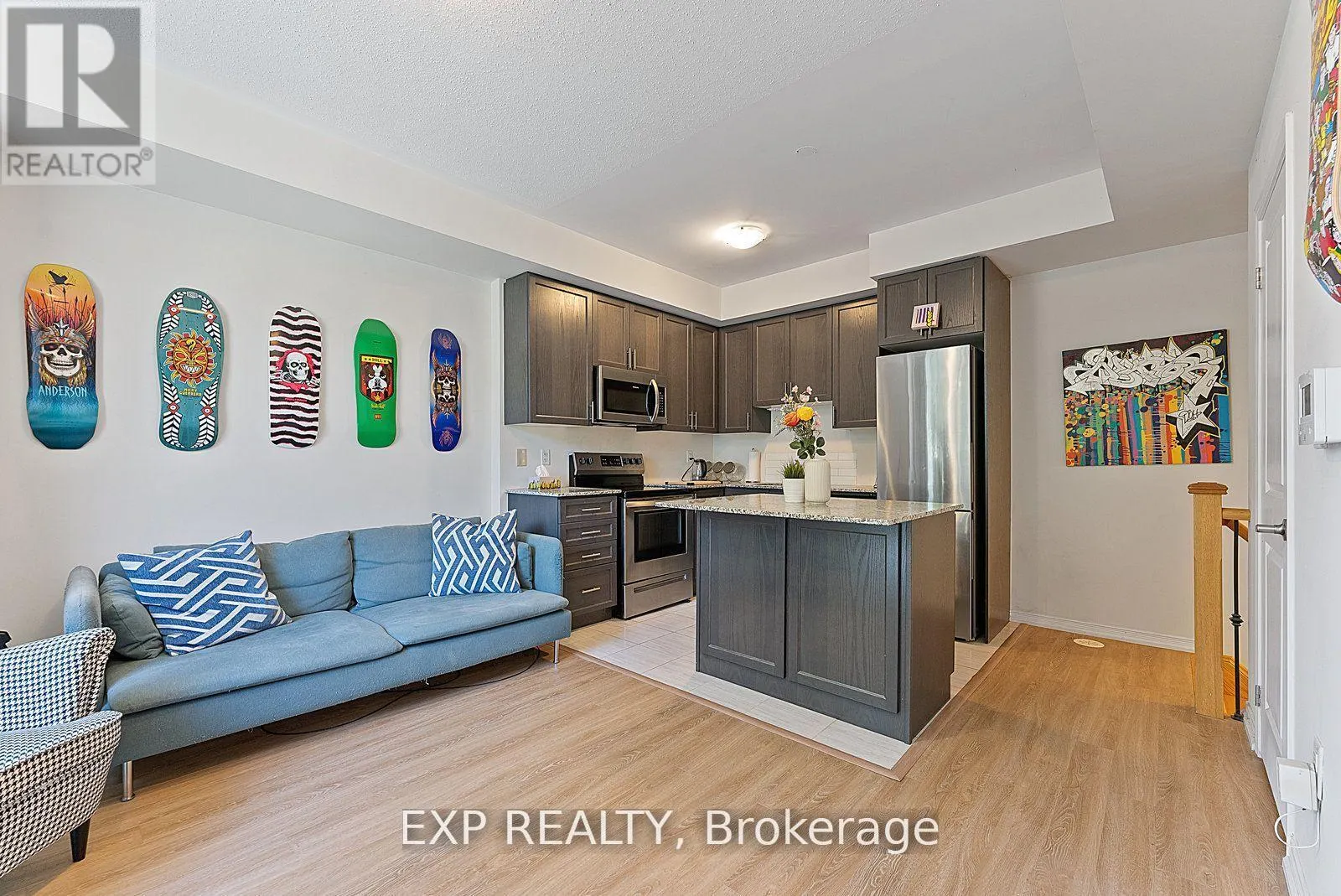 27 - 26 FIELDWAY ROAD