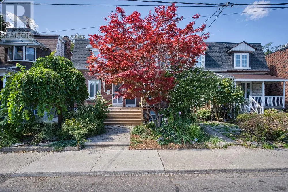 32 BARTLETT AVENUE