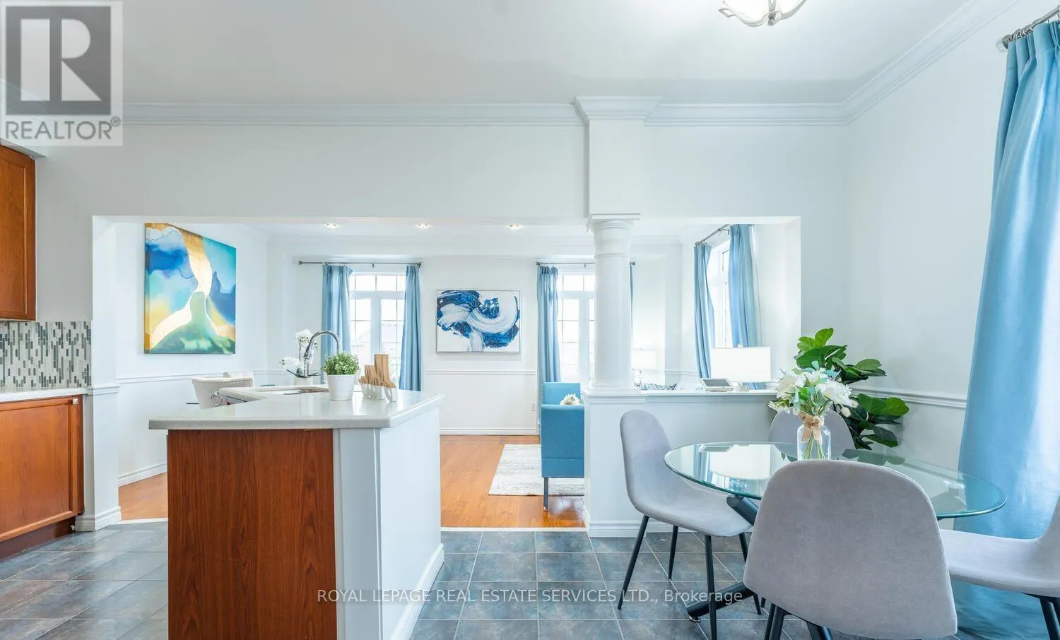 UPPER - 4745 GLASSHILL GROVE