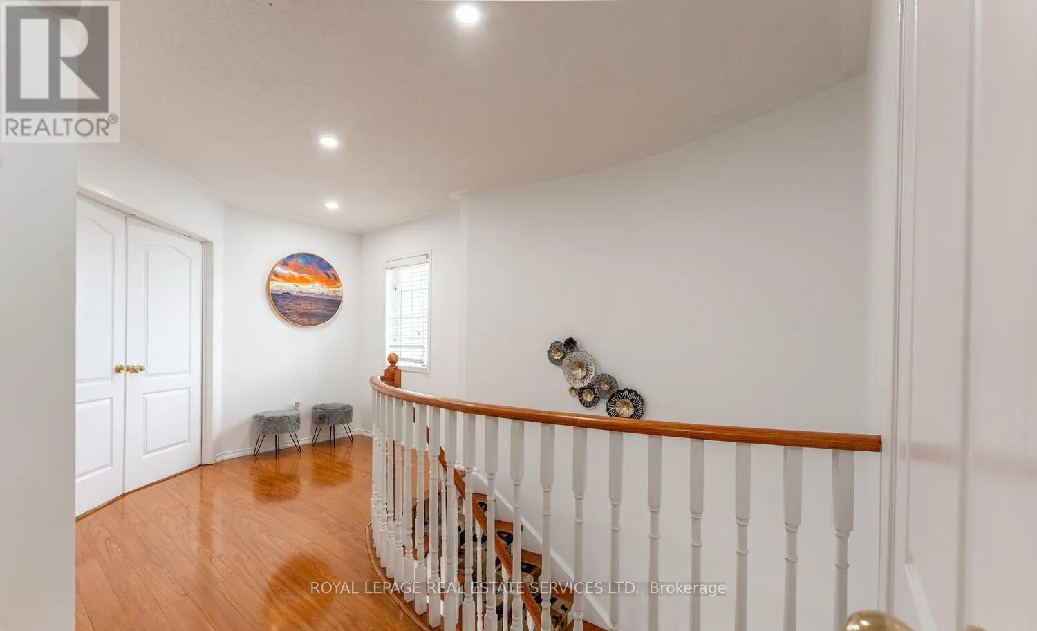 UPPER - 4745 GLASSHILL GROVE