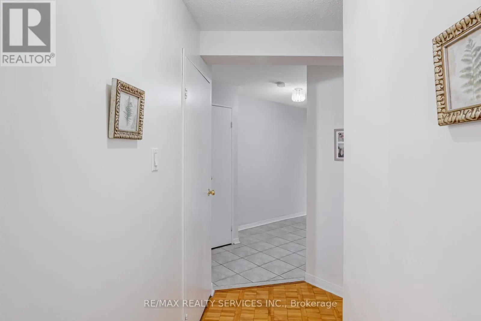 1508 - 3650 KANEFF CRESCENT