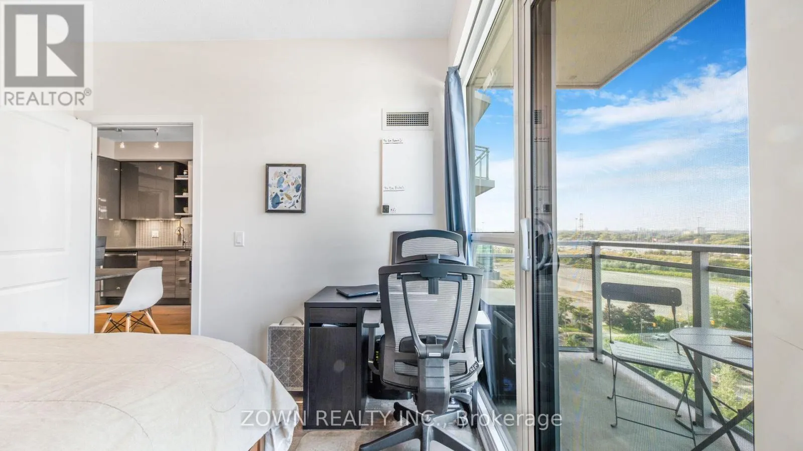1206 - 33 SHORE BREEZE DRIVE