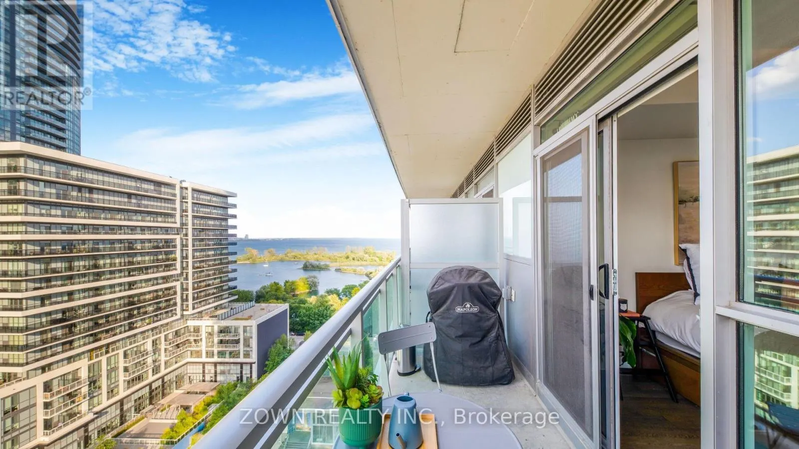 1206 - 33 SHORE BREEZE DRIVE