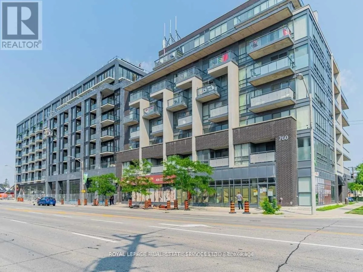 412 - 760 THE QUEENSWAY