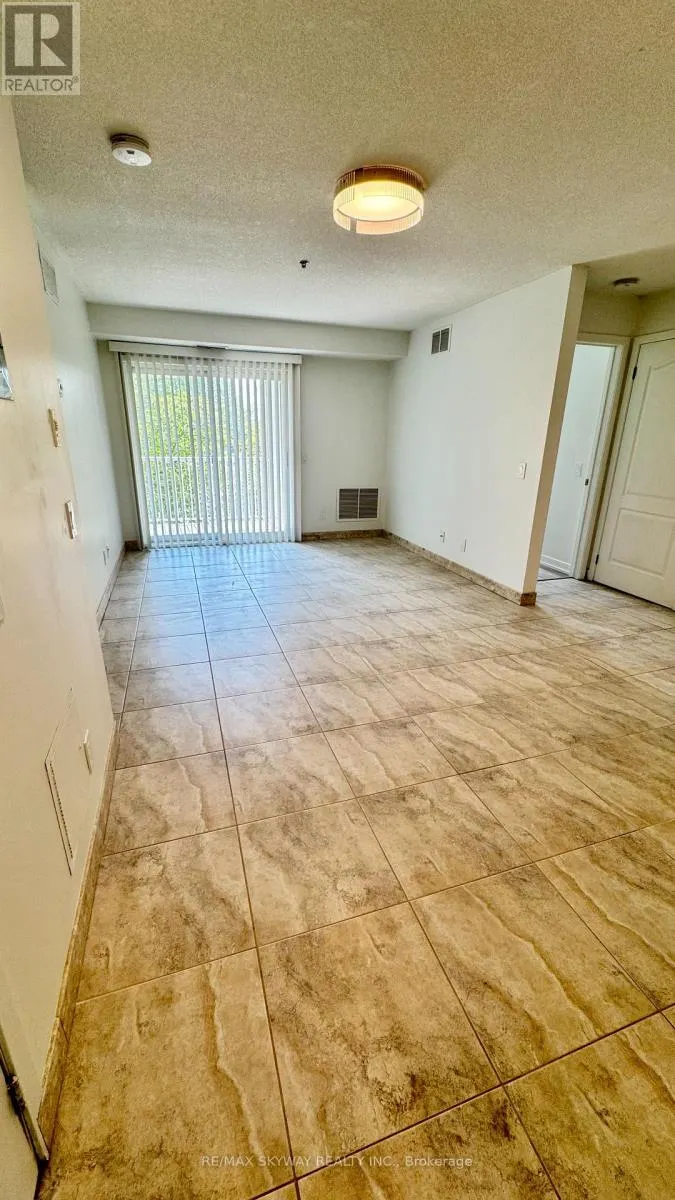 3212 - 4 DAYSPRING CIRCLE