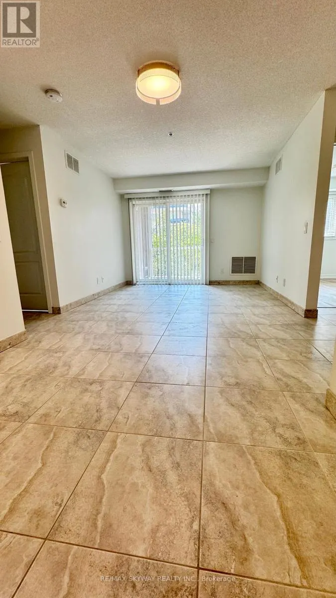 3212 - 4 DAYSPRING CIRCLE