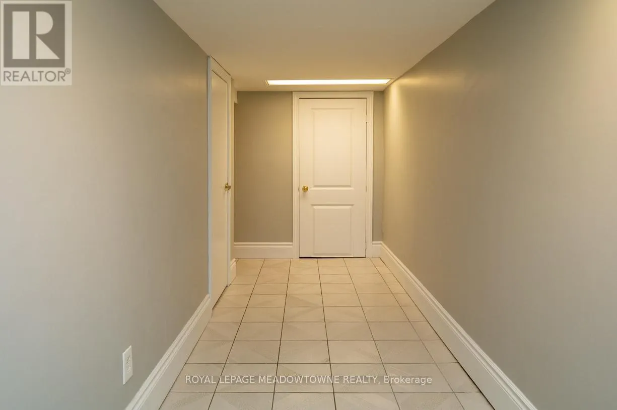17 KERSDALE AVENUE