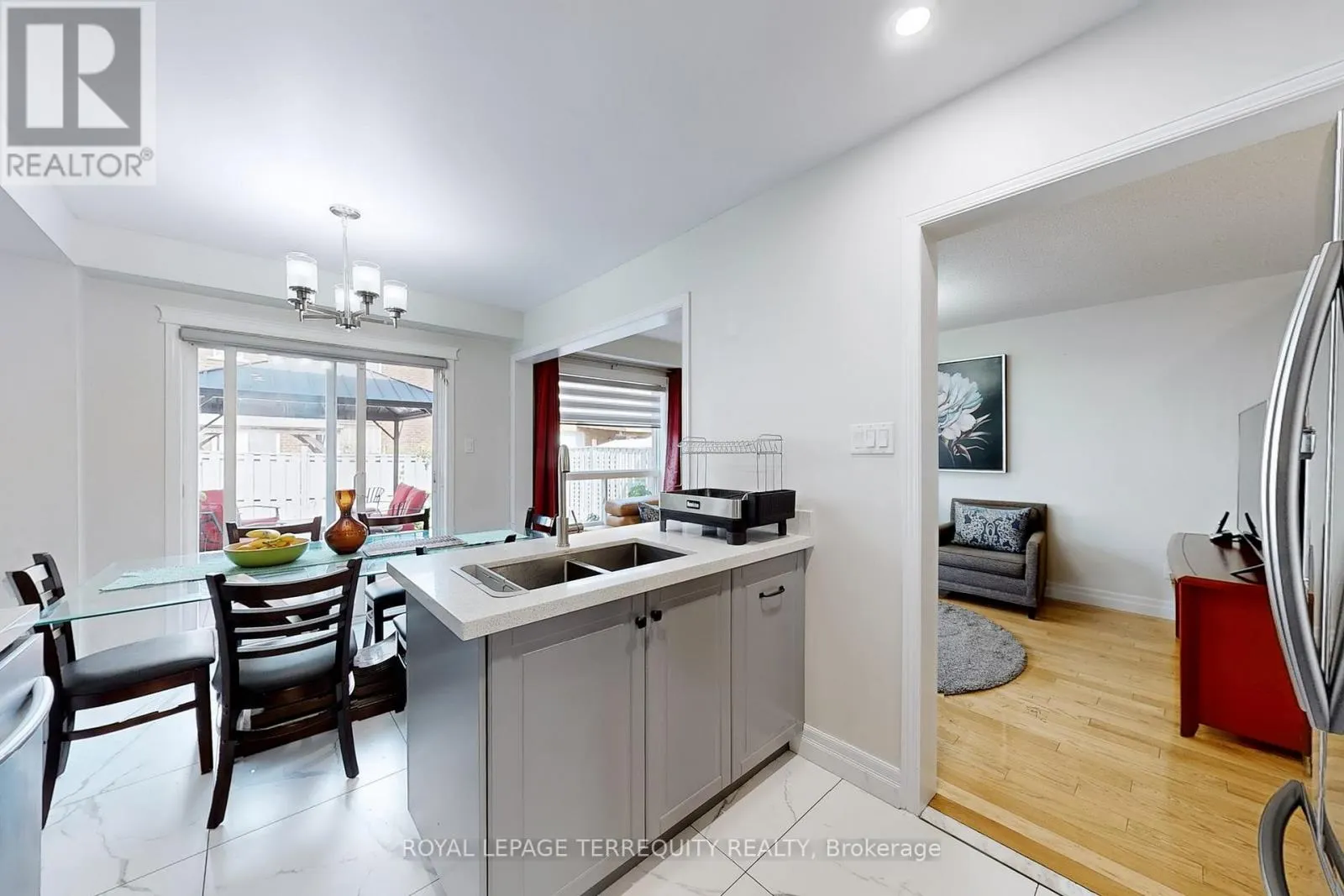 9 IRENE CRESCENT