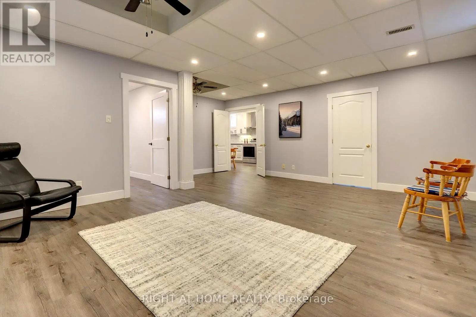 24 HUFFMANN DRIVE