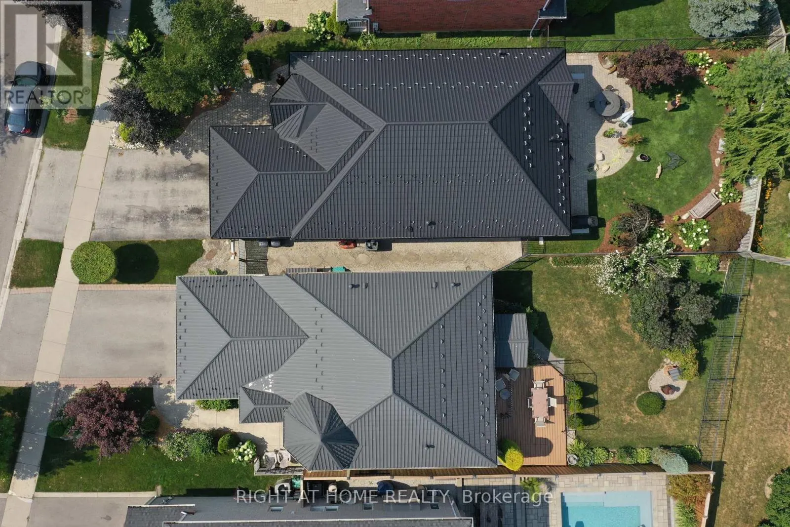 24 HUFFMANN DRIVE