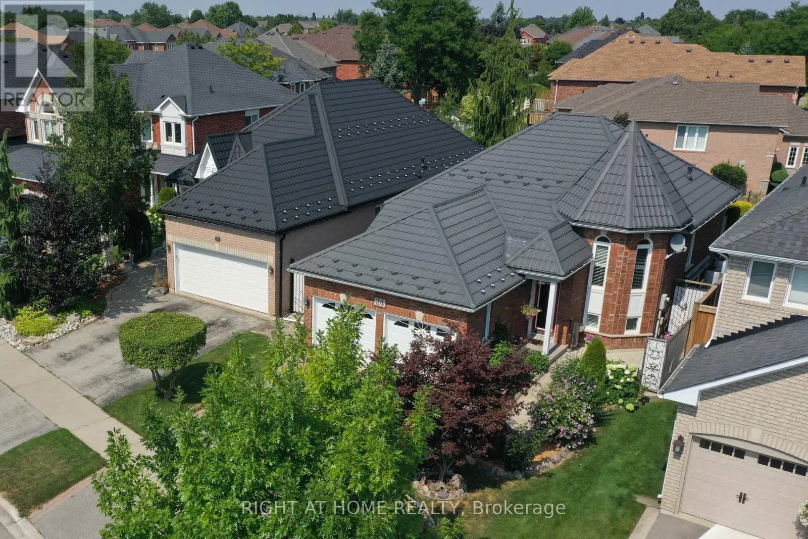 24 HUFFMANN DRIVE