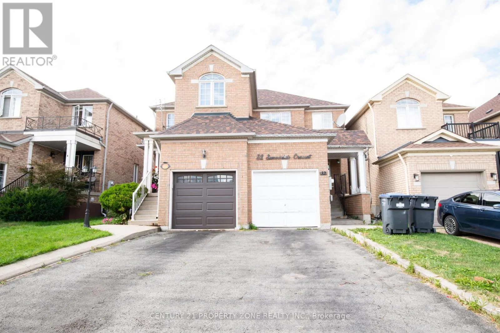 32 SUMMERDALE CRESCENT