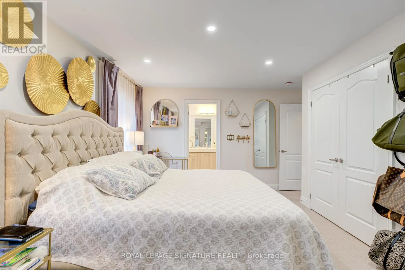 1223 AZINGER LANE