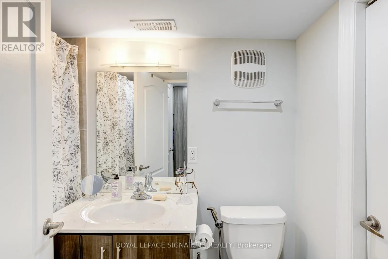 1223 AZINGER LANE