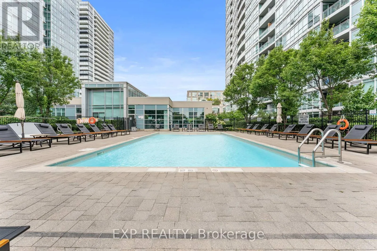 522 - 165 LEGION ROAD NORTH ROAD