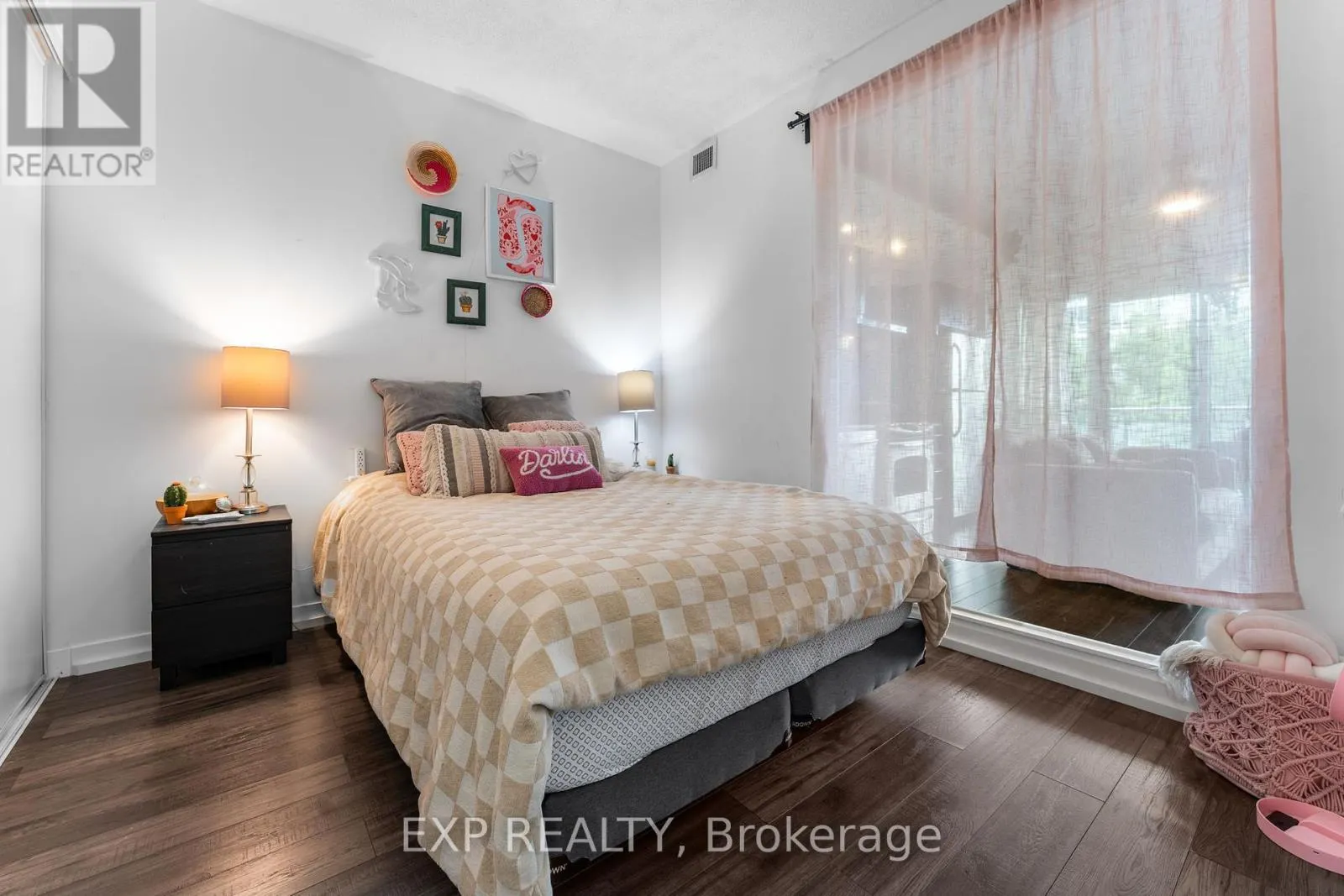 522 - 165 LEGION ROAD NORTH ROAD