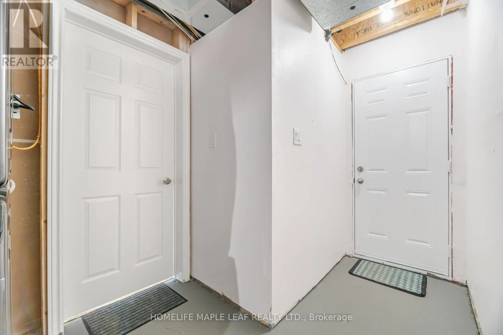 30 AGAVA STREET S