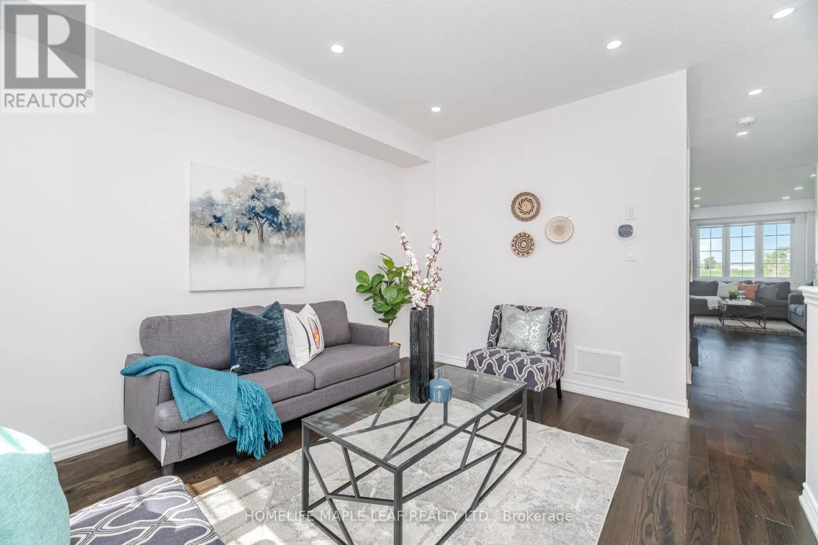 30 AGAVA STREET S