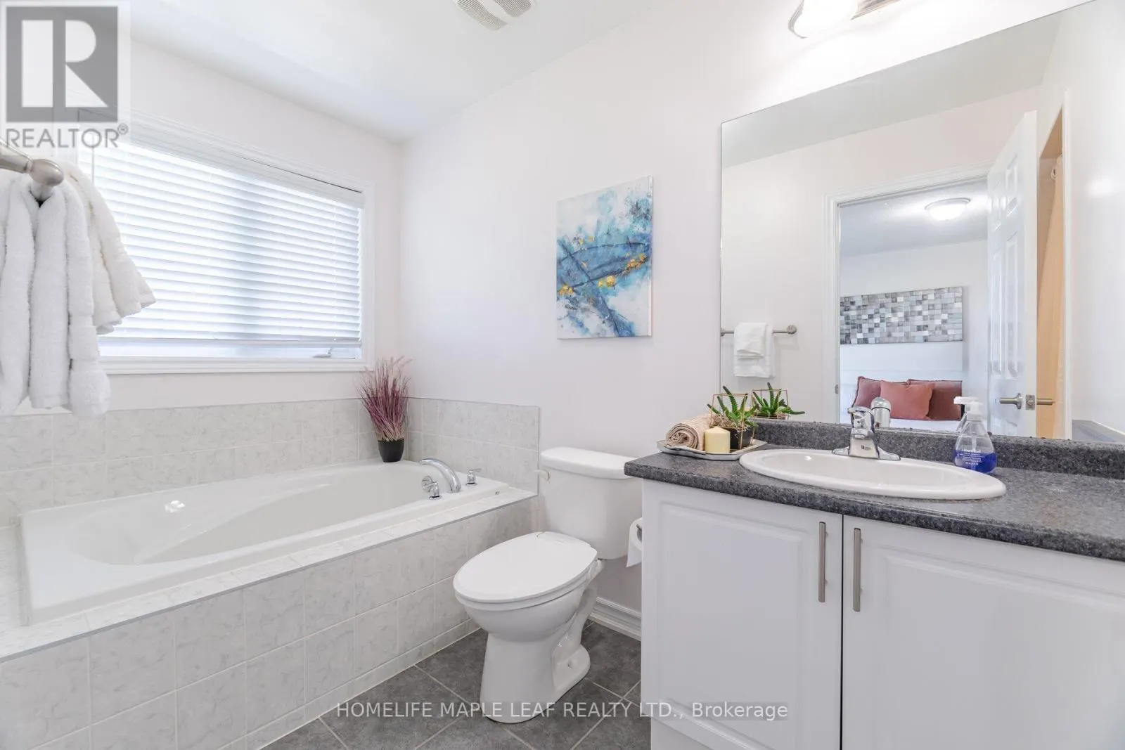 30 AGAVA STREET S