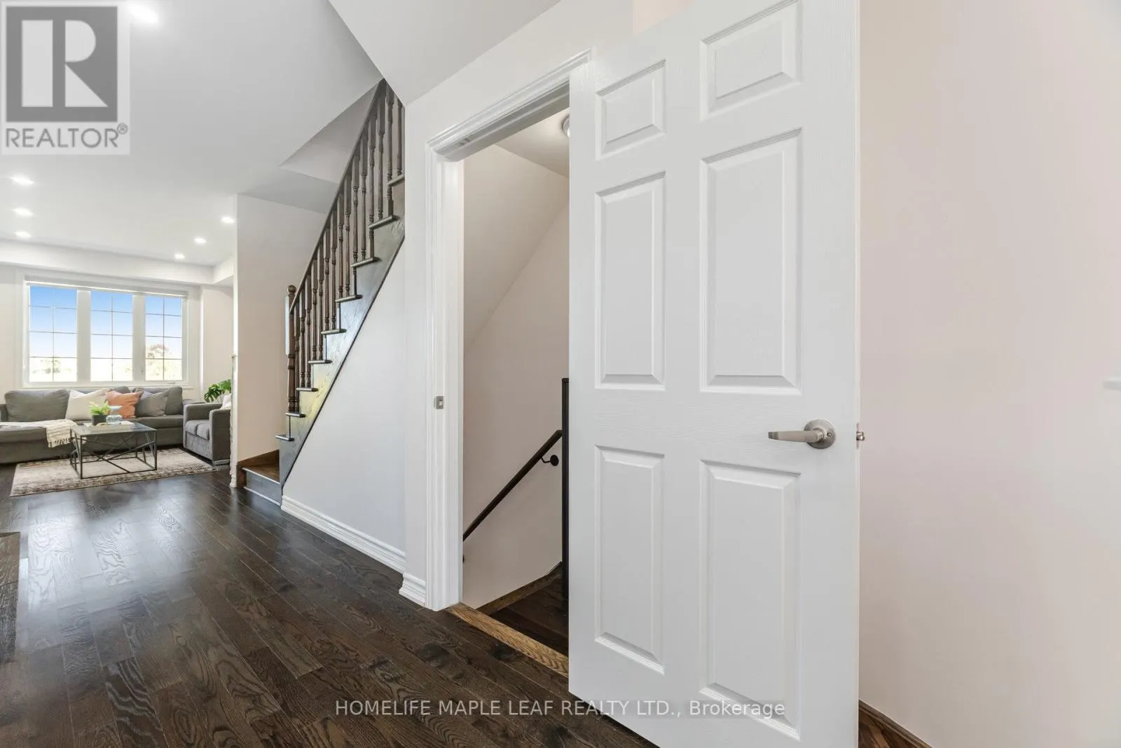 30 AGAVA STREET S