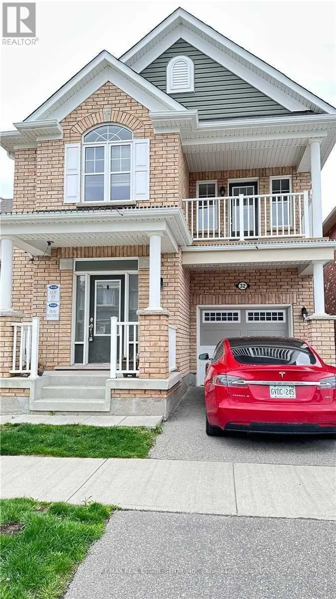 UPPER LEVEL - 32 GIBBS ROAD