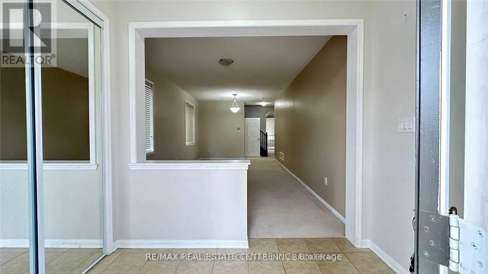 UPPER LEVEL - 32 GIBBS ROAD