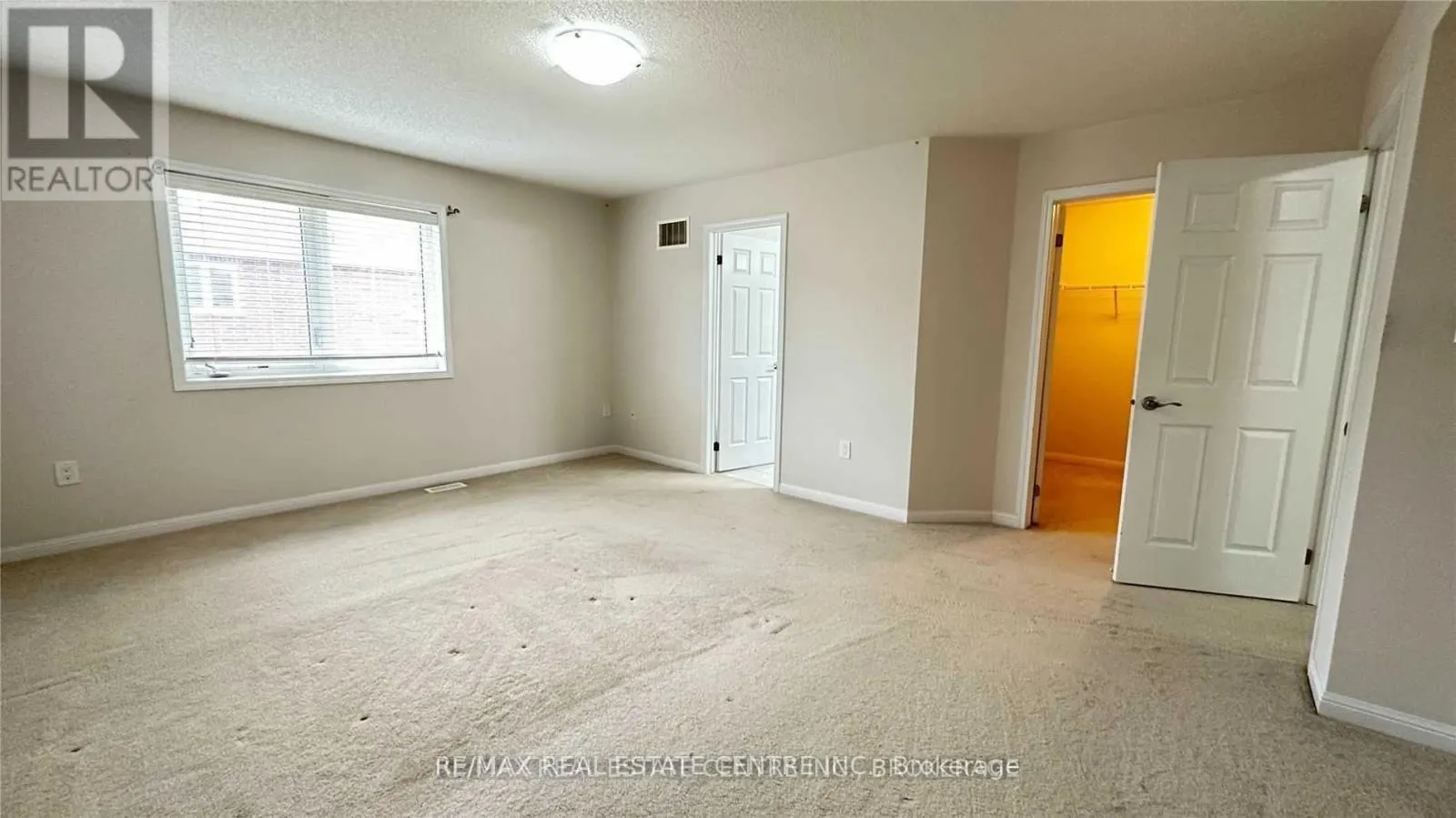 UPPER LEVEL - 32 GIBBS ROAD