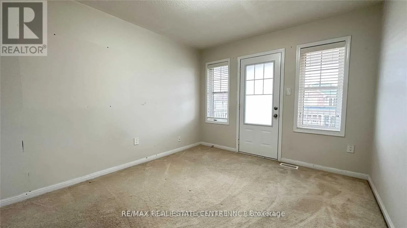 UPPER LEVEL - 32 GIBBS ROAD