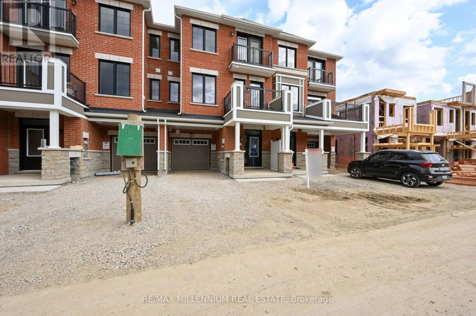 77 KEPPEL CIRCLE