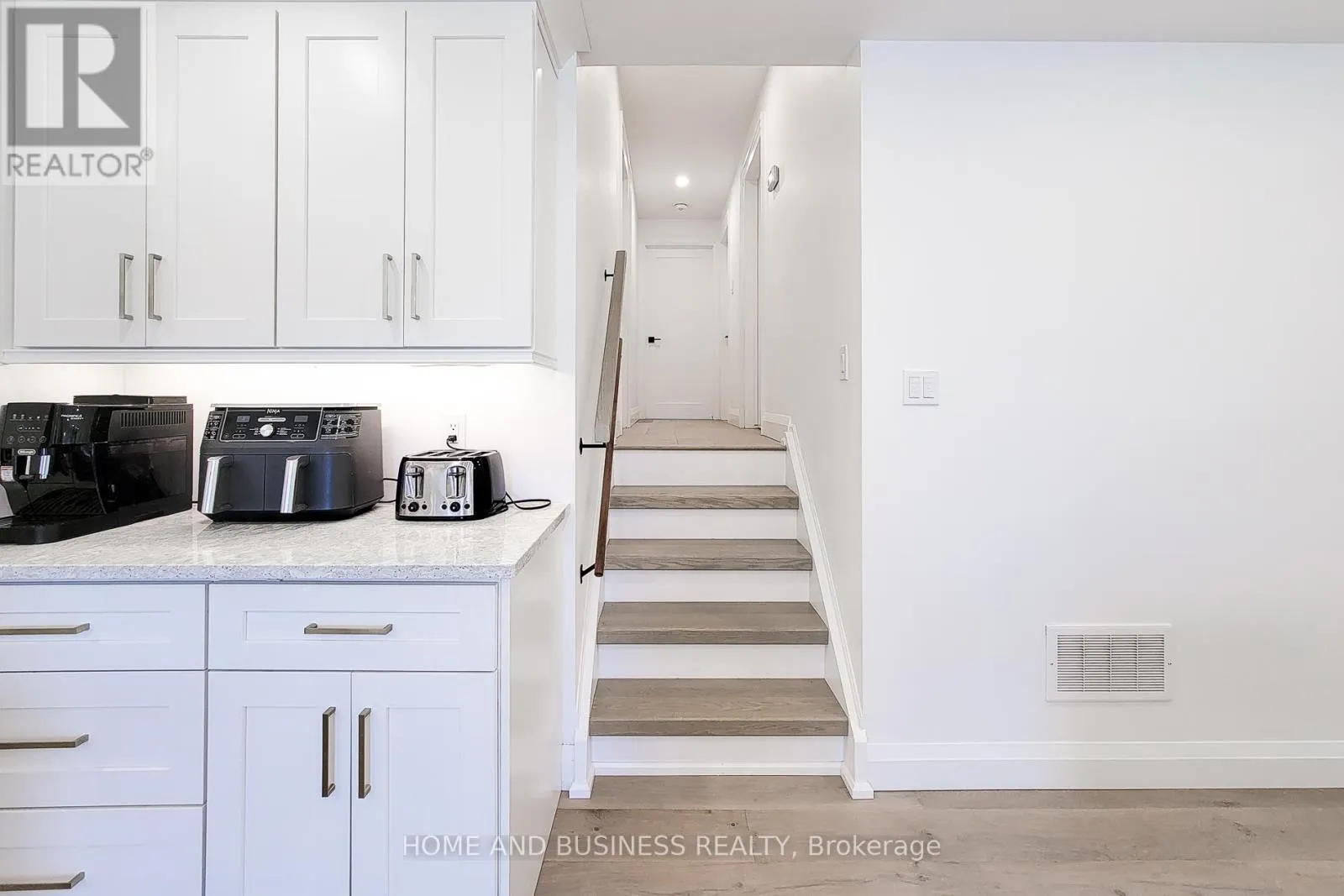 622 BRAEMORE ROAD