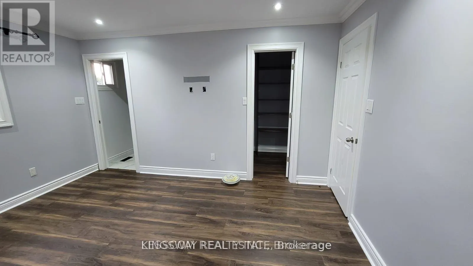 12 SILVERSTREAM ROAD