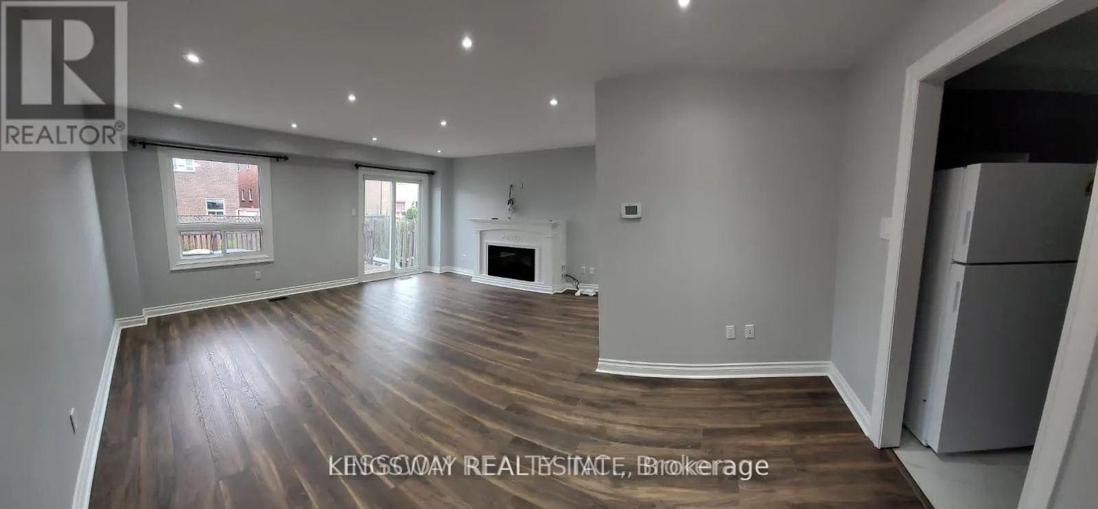 12 SILVERSTREAM ROAD