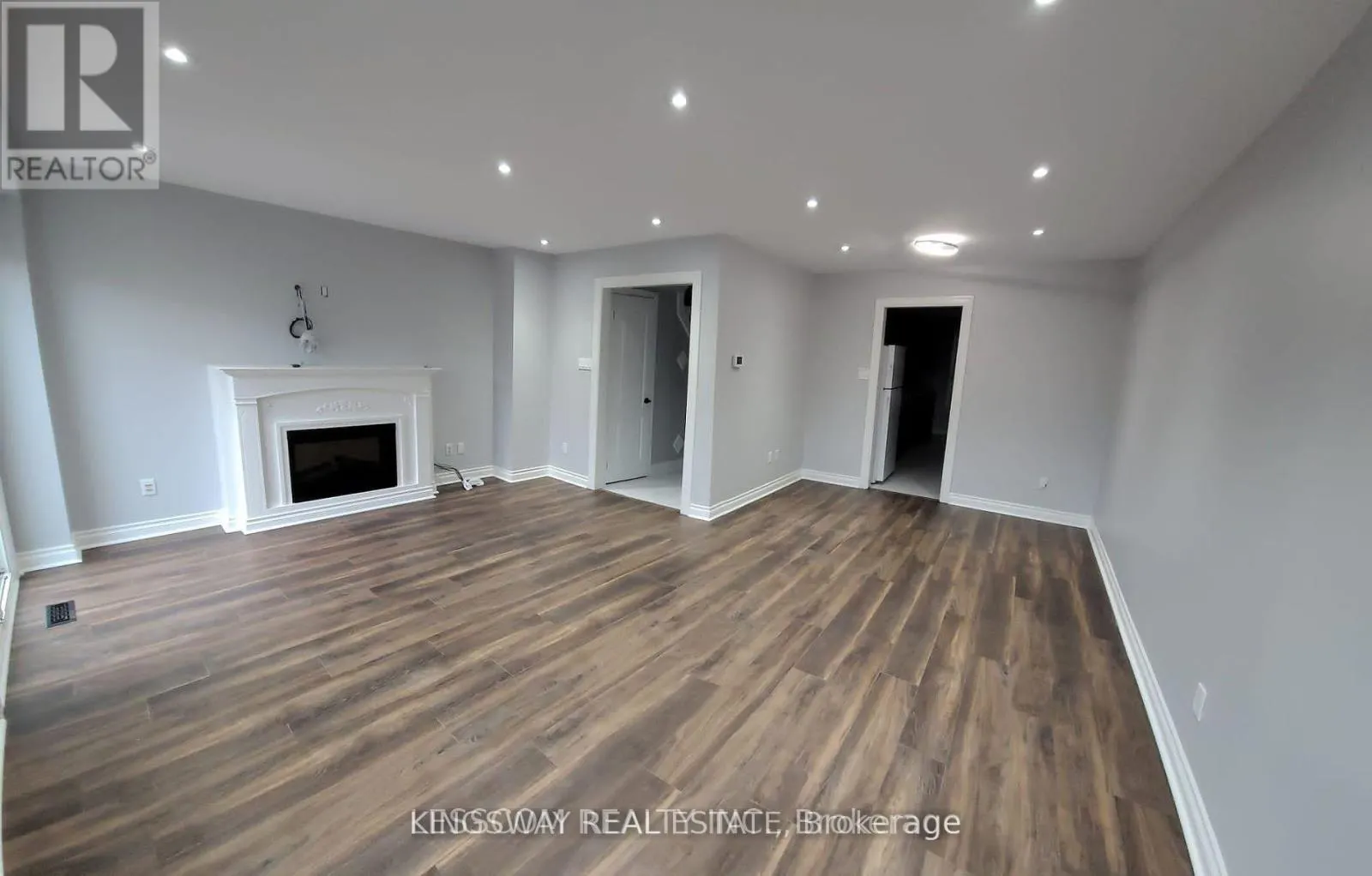 12 SILVERSTREAM ROAD