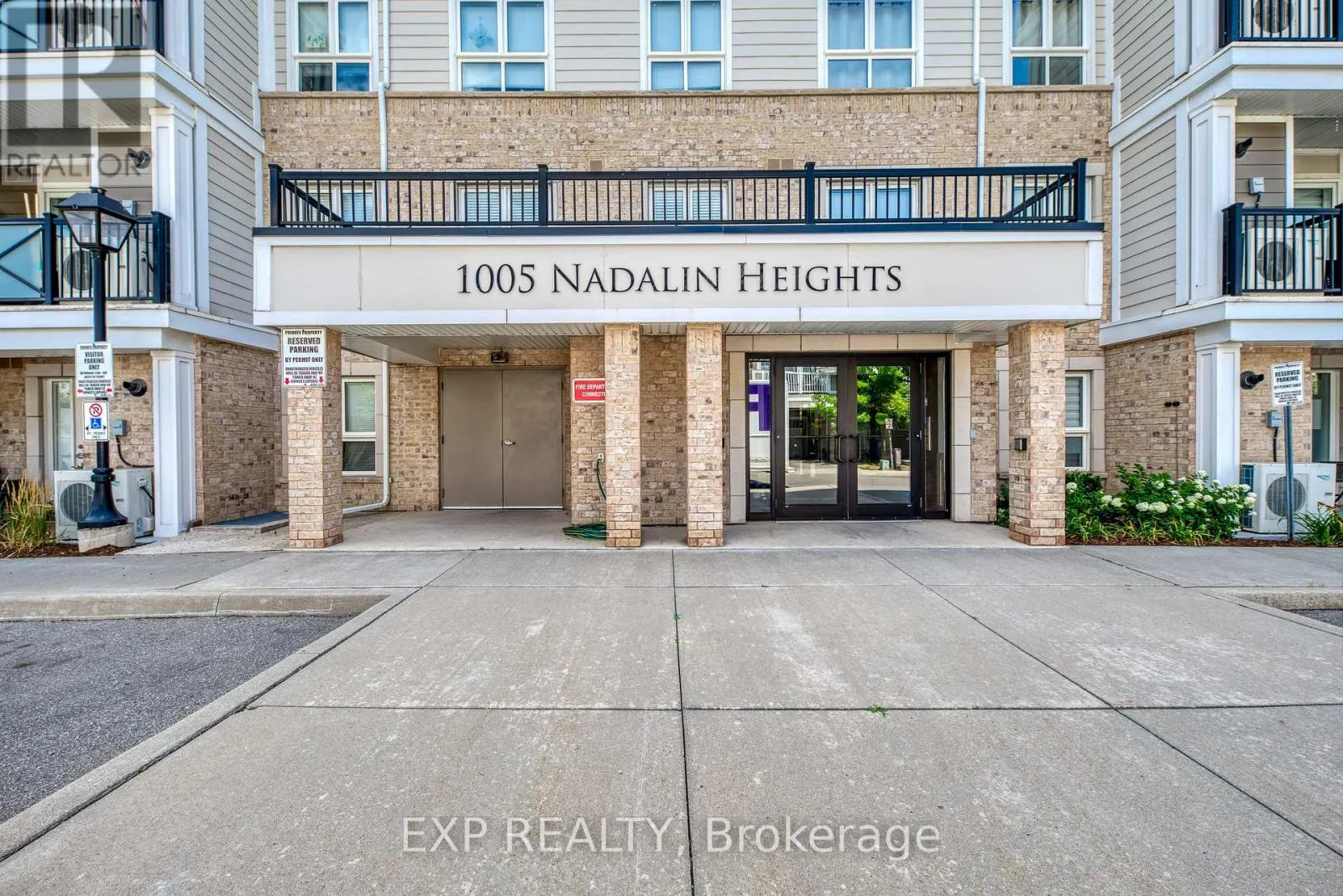 406 - 1005 NADALIN HEIGHTS