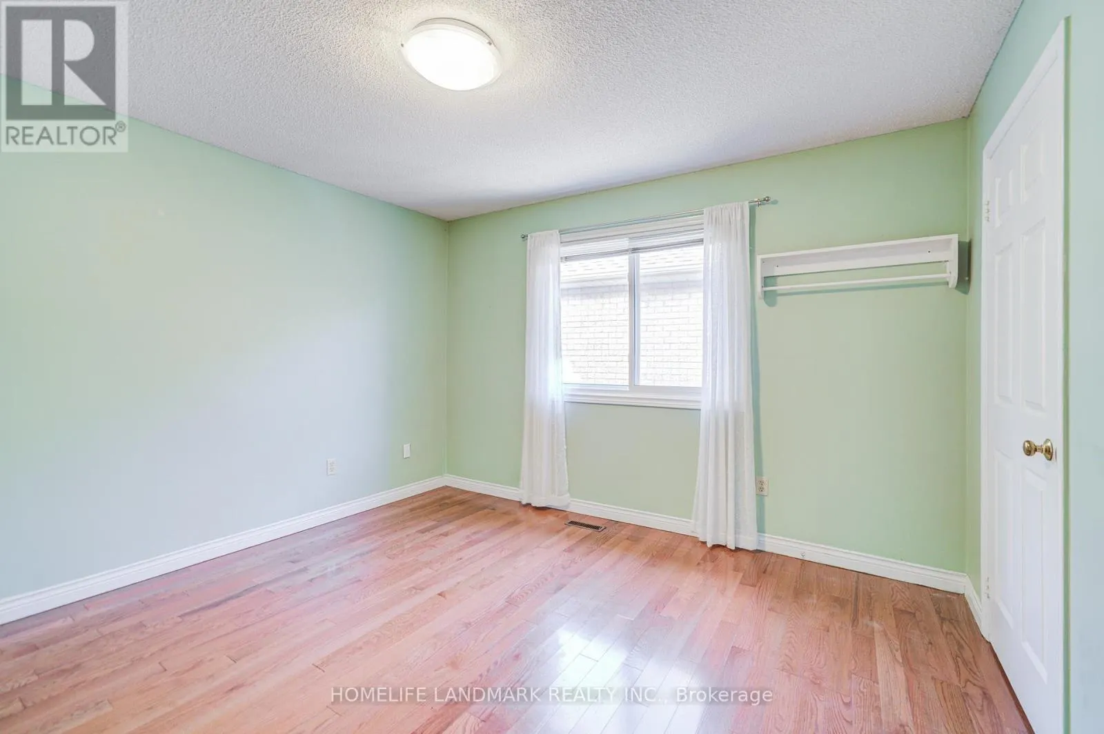 1194 FAIRMEADOW TRAIL